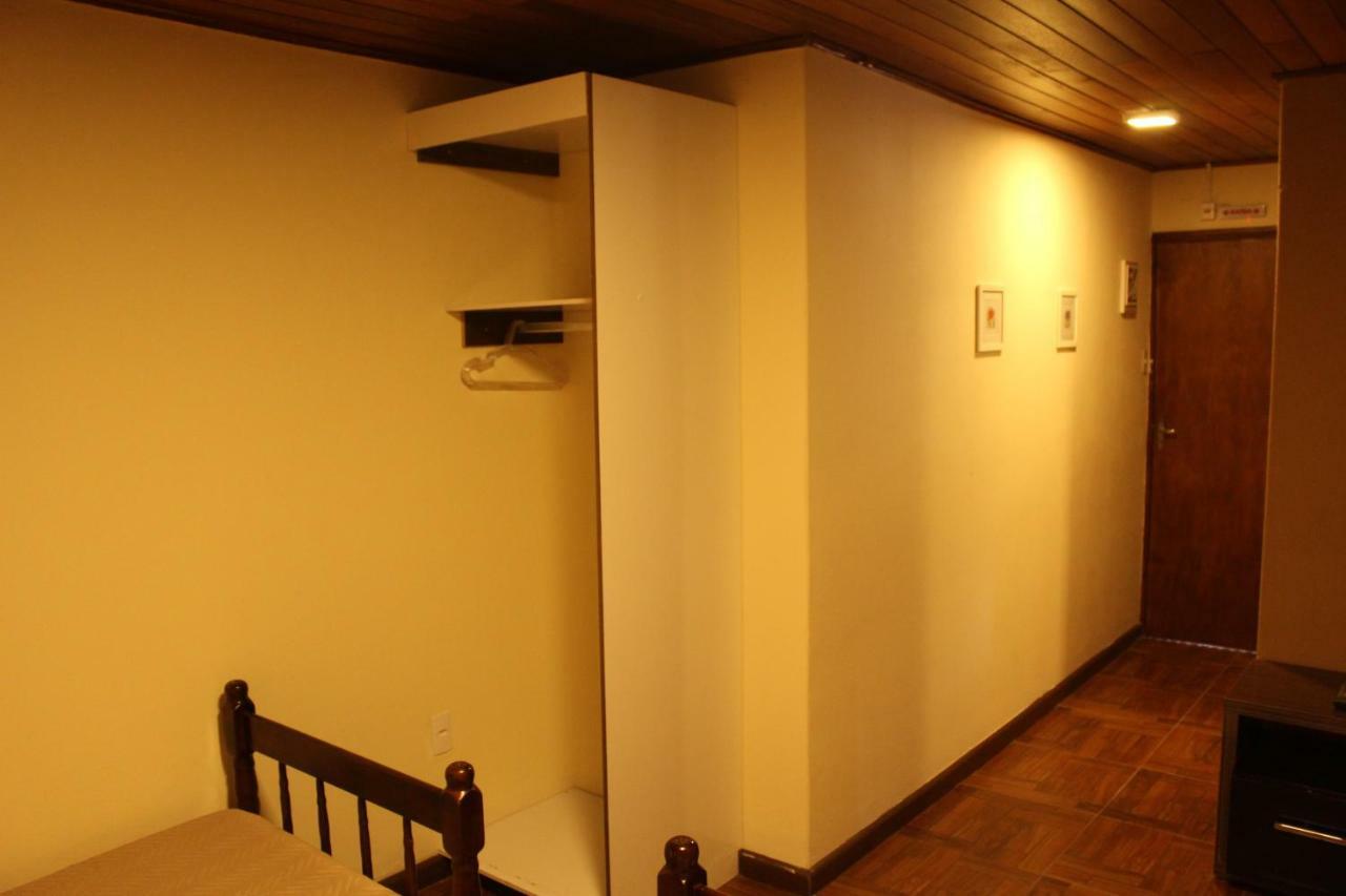 Pousada Tras Os Montes São Bento do Sapucaí Exterior foto